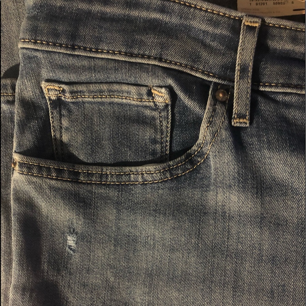 Plus Size Levi’s 711 Skinny, Sculpt Jeans - Picture 15 of 17